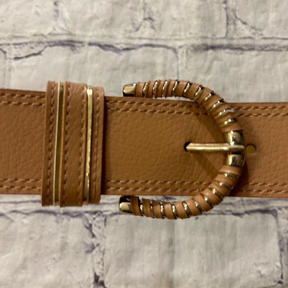NINE WEST GENUINE LEATHER WOMENS TAN ROSE GOLD BELT SIZE MEDUIM - Picture 8 of 8